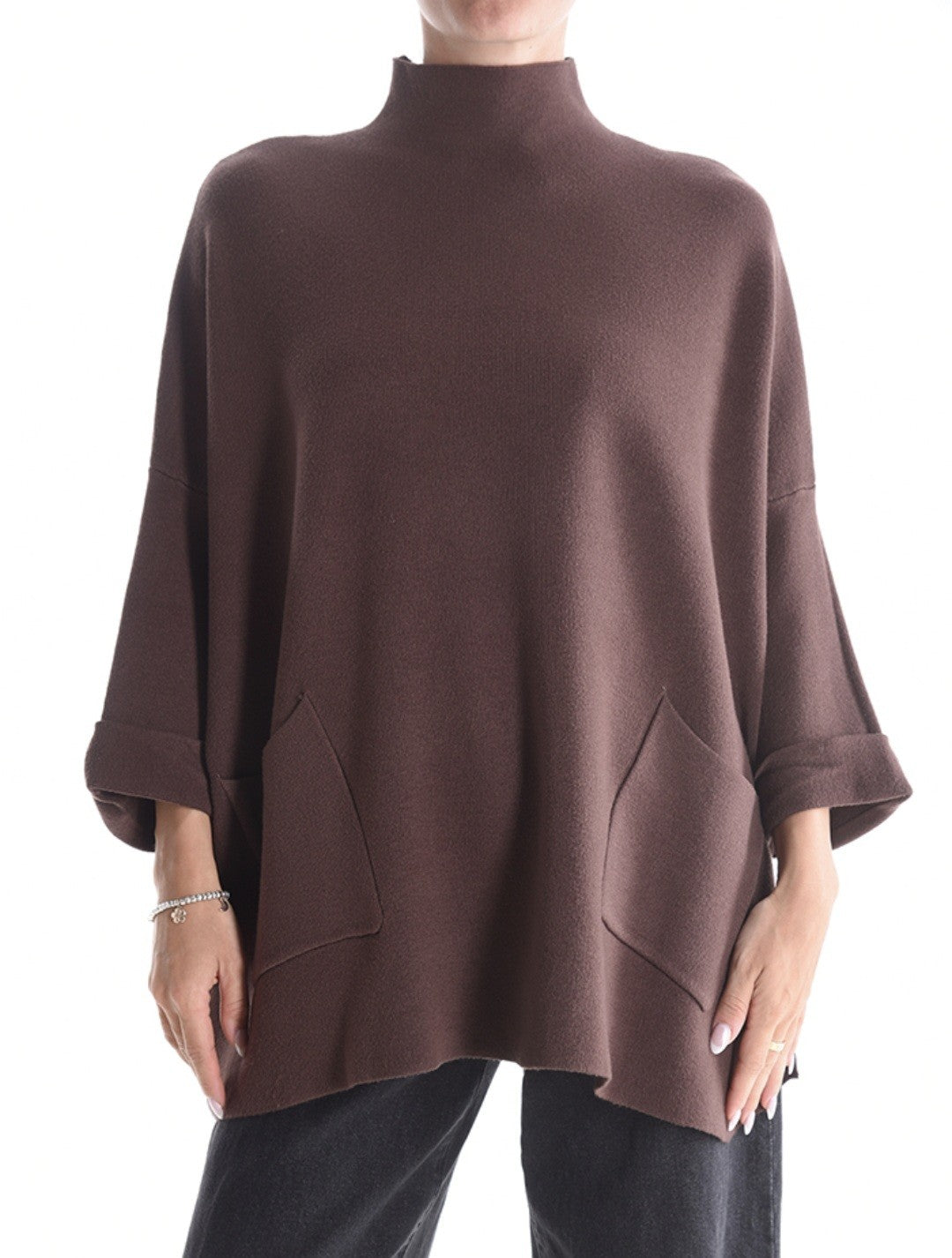 Knitted sweater with turtleneck and pockets